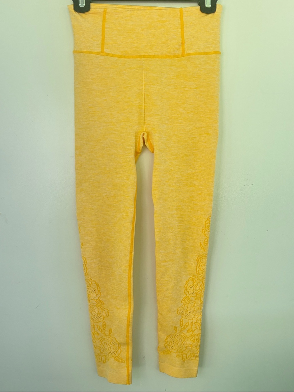 CALIA Women’s Butter Yellow Perforated Floral-Trim Yoga Sports Leggings Small
